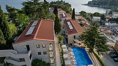 The New Mediteran Hotel - Villa Edition