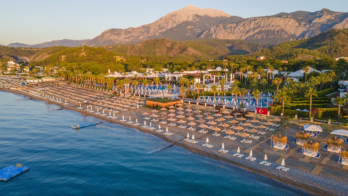 Emelda Sun Club