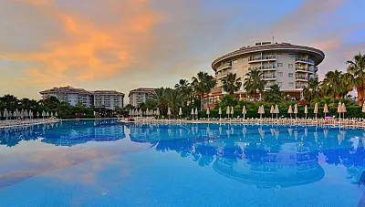 Seaden Sea World Resort & Spa