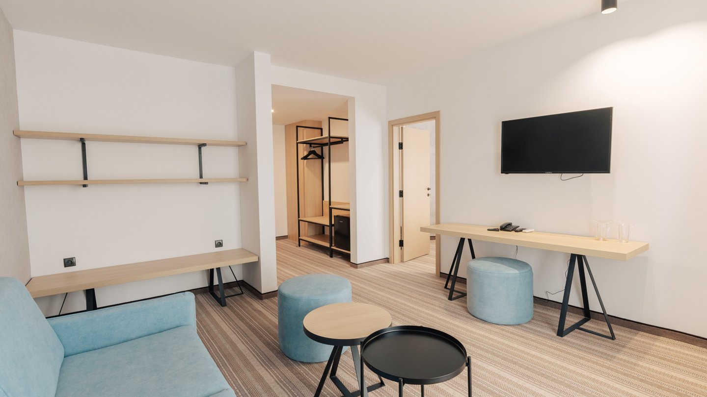 1 Bedroom Apartment