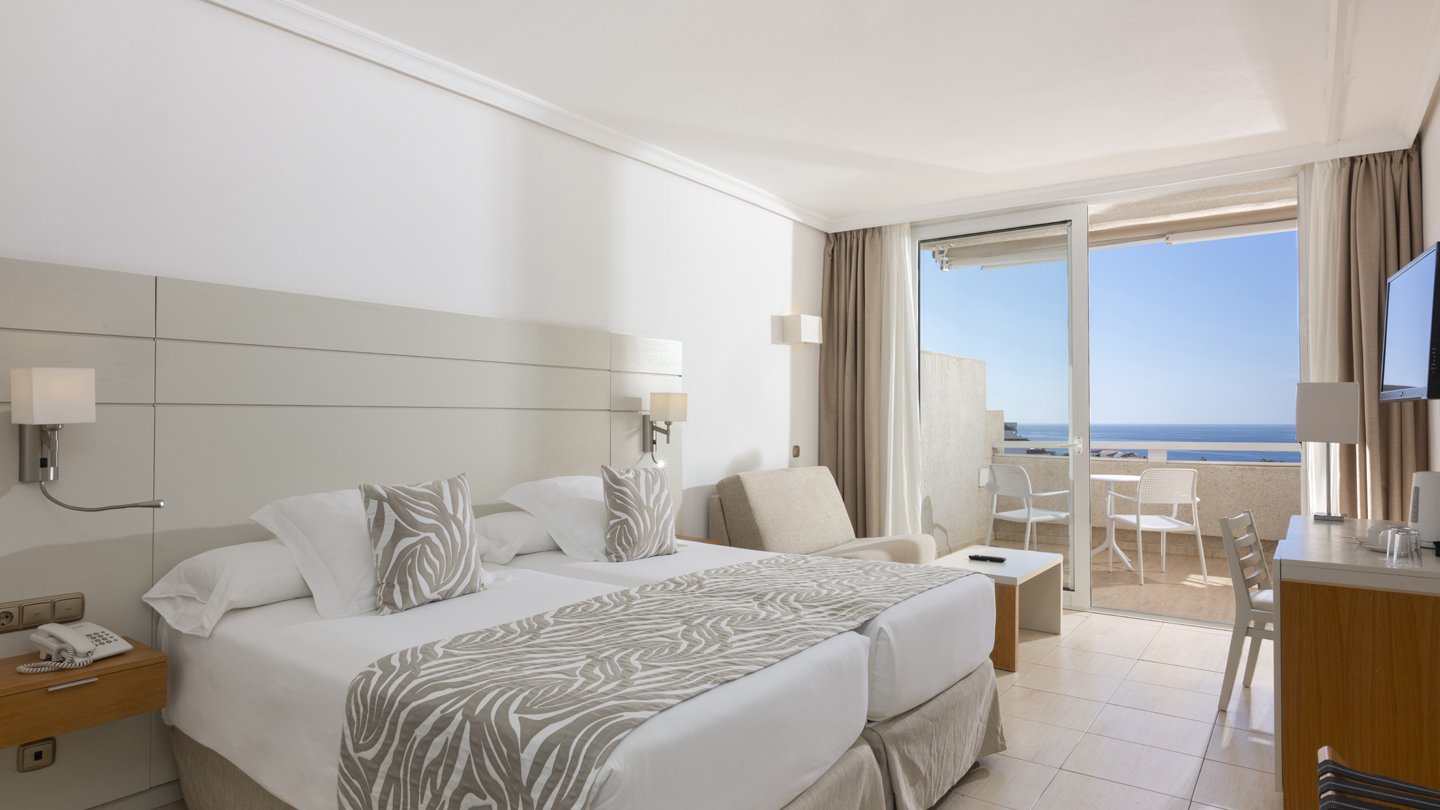 Deluxe Sea View