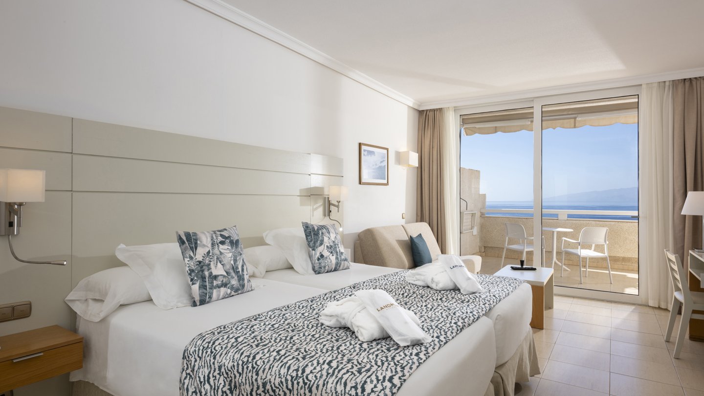 Platinum Type Room