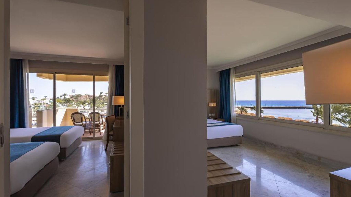 Family 2 Bedrooms Sea View