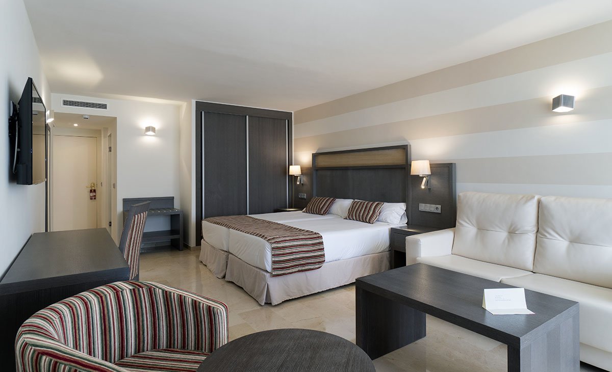 Junior Suite Pool View