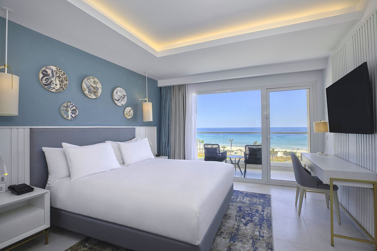 King Deluxe Room Partial Sea view