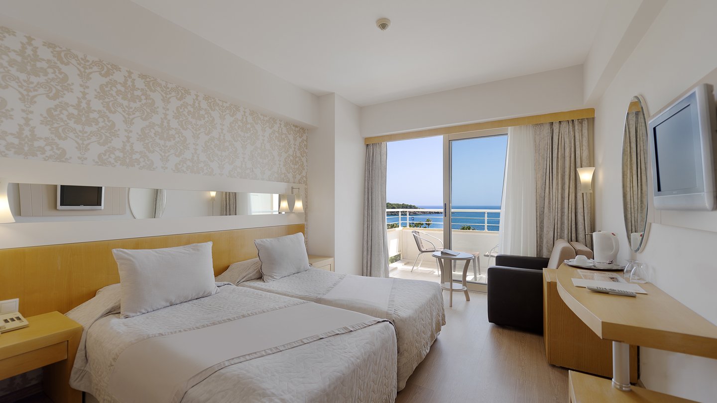 Standard Sea View
