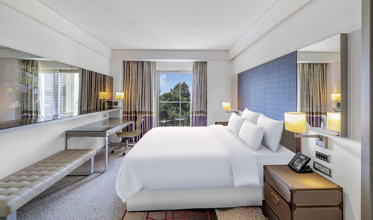 Deluxe Suite