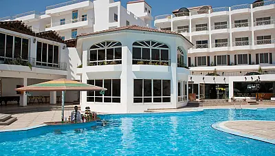 Minamark Beach Resort
