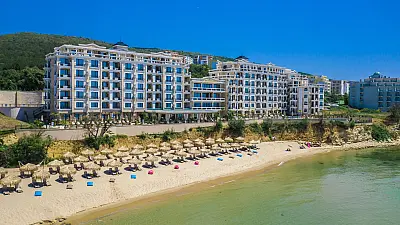 Onyx Beach Residence