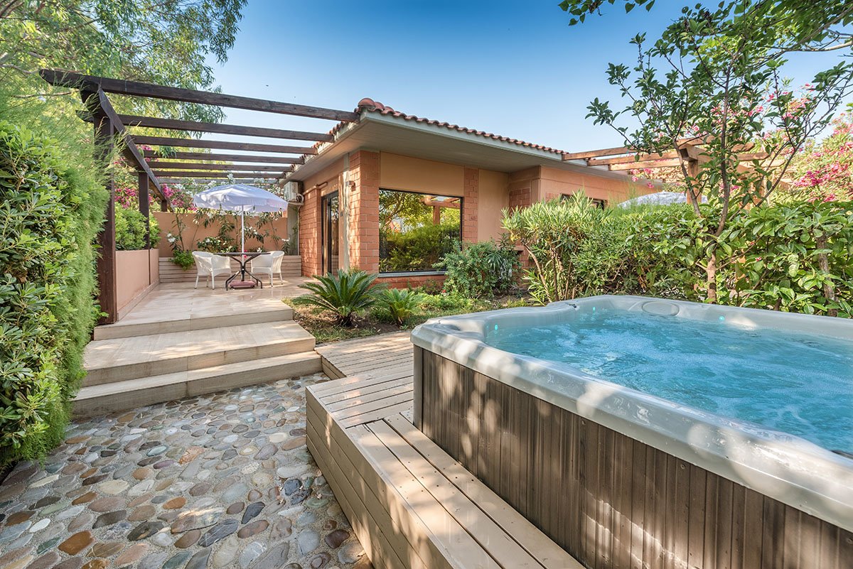 Acacia Resort