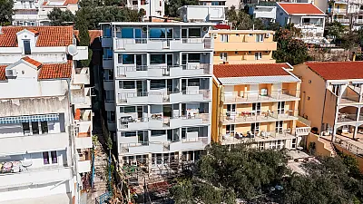 Vanty Villa