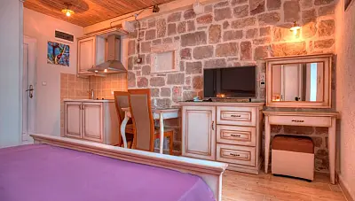 Piazza Apartments